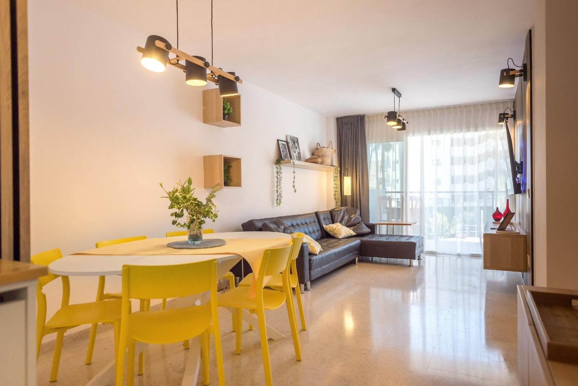 Torremolinos Yellow Fabuloso Andra ภายนอก รูปภาพ